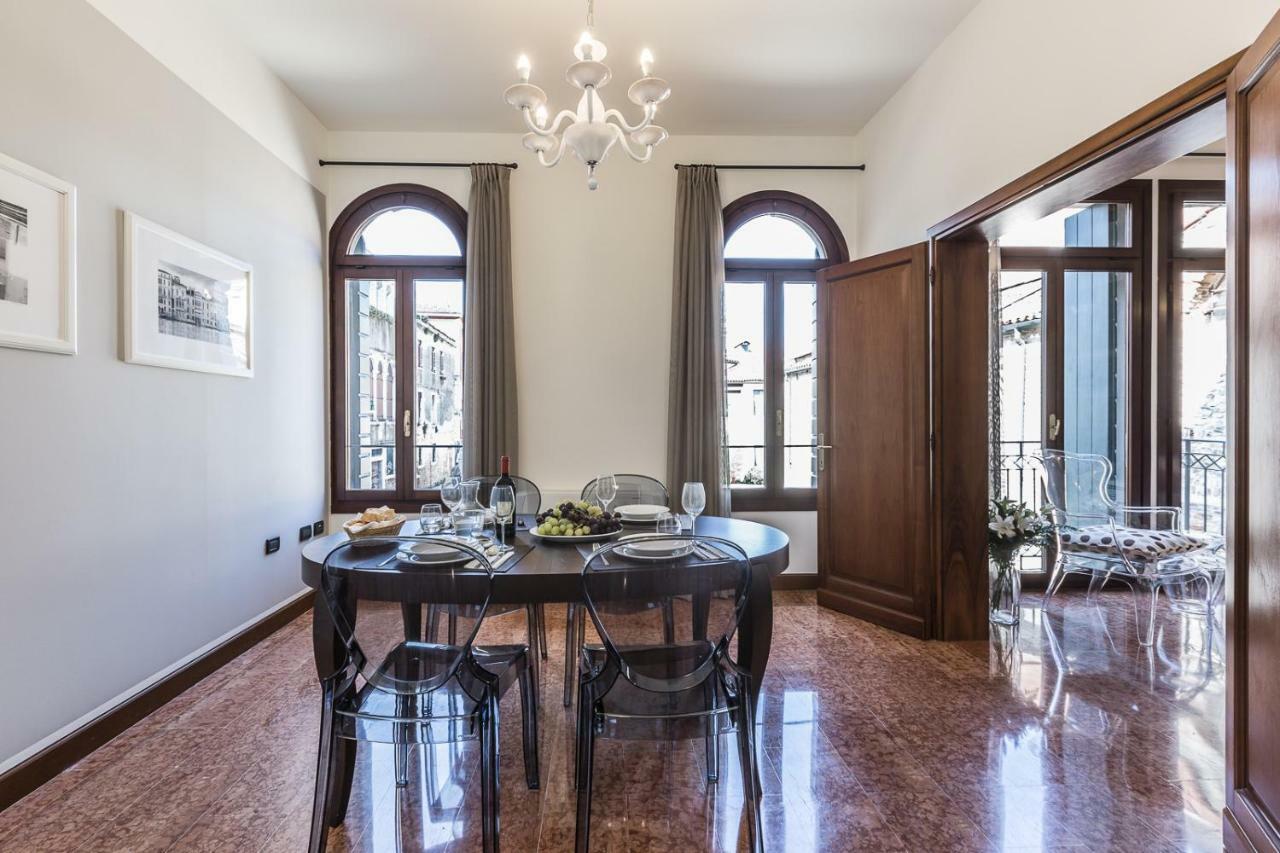 Ca' Del Monastero 1 Collection For 4 Guests With Balcony And Lift